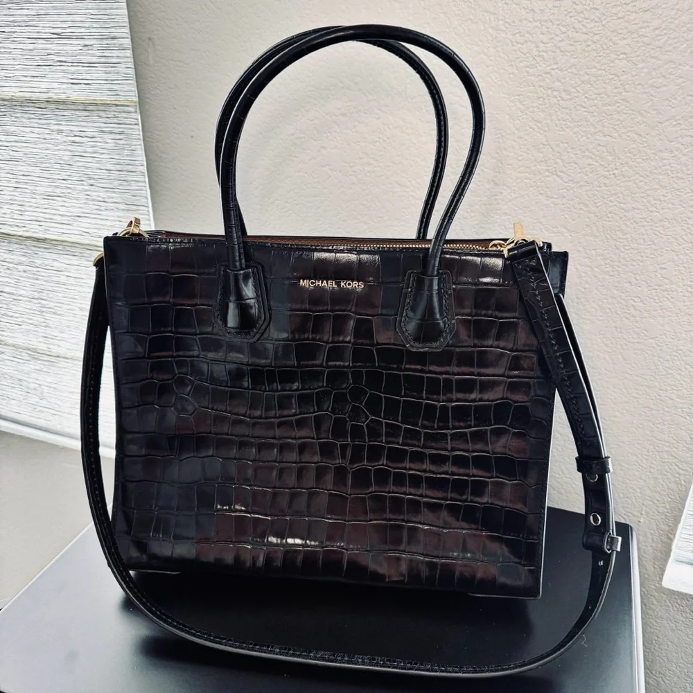 Michael Kors 438 2way Crocodile Embossed Leather Handbag - Picture 8 of 8